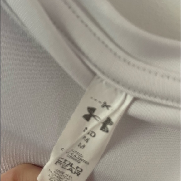Under Armour Insulated Top - Picture 3 of 4